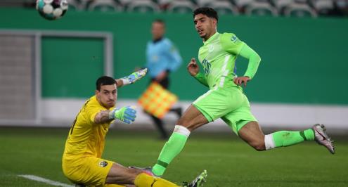 فولفسبورج وإيسن يبلغان دور الستة عشر بكأس ألمانيا